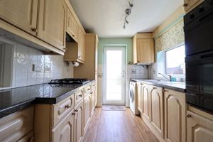 Kitchen- click for photo gallery